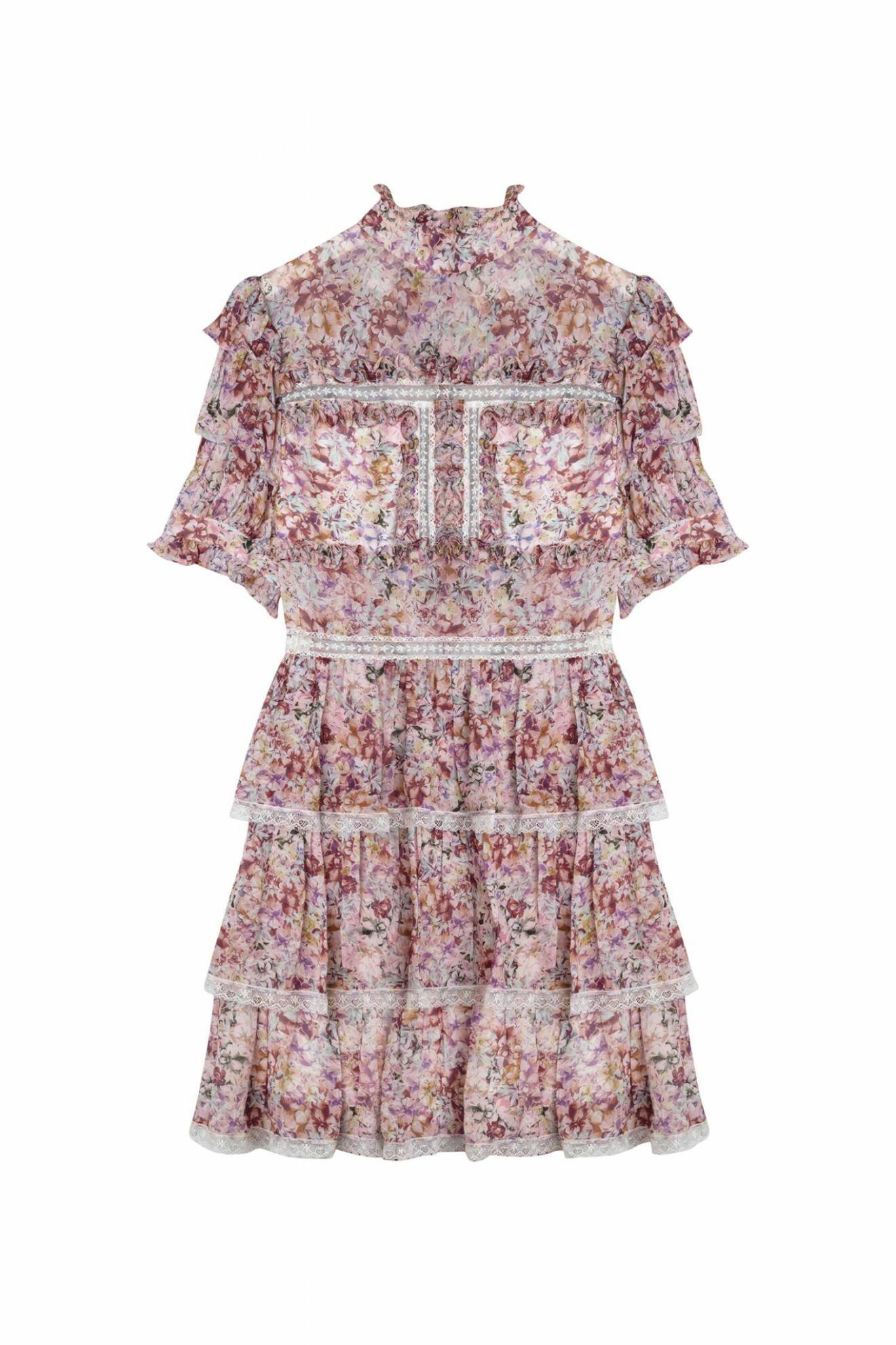 By Malina höstkollektion 2020: blommig spetsklänning