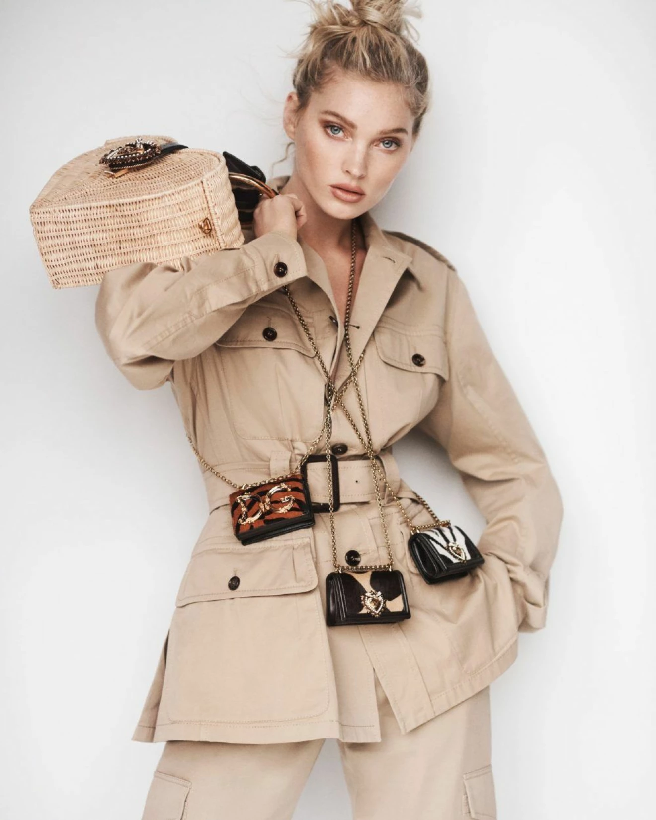 Så stylar du säsongens accessoartrend, safarijacka