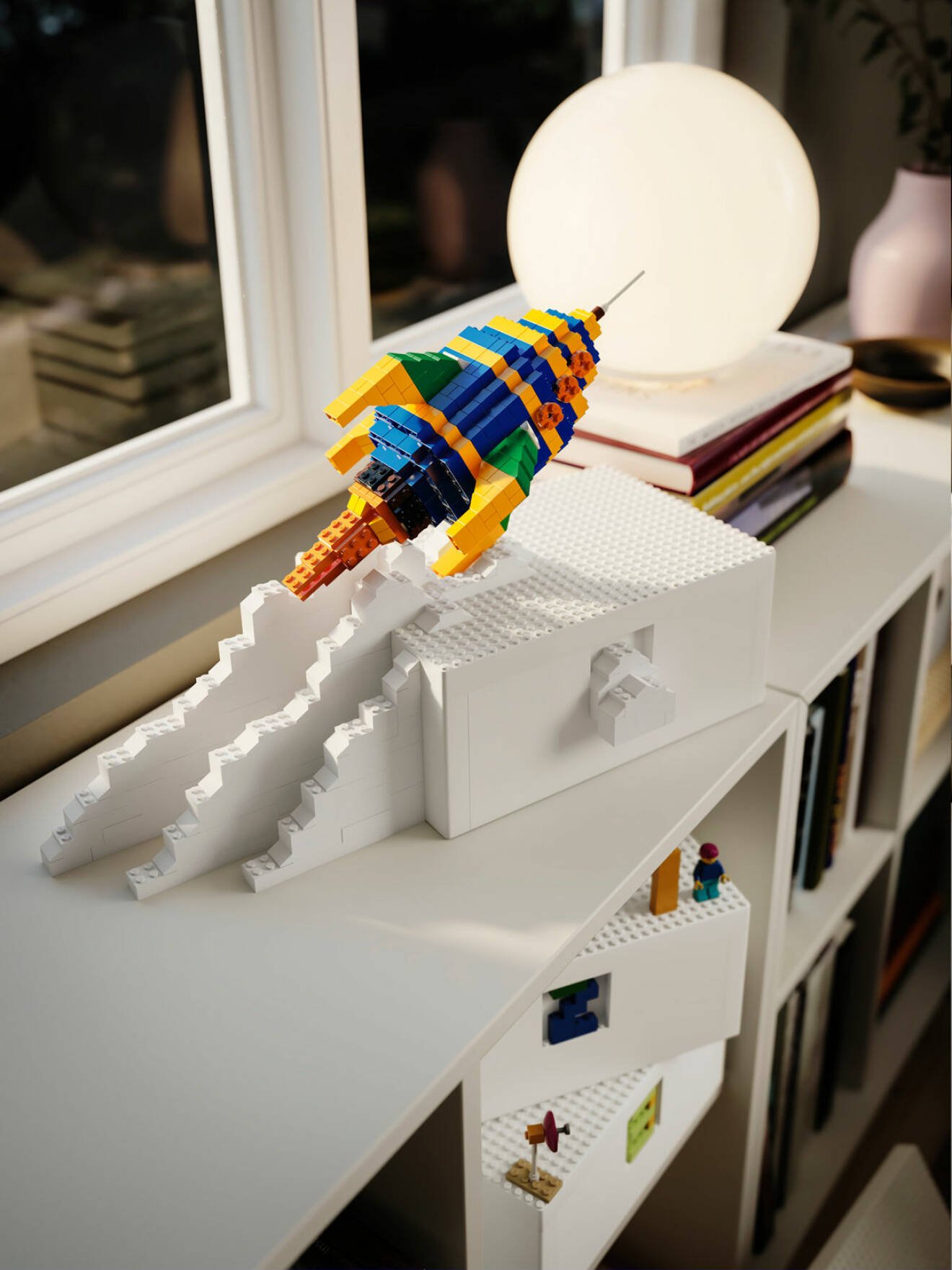 Ikea Lego samarbete bygglek klossar hylla