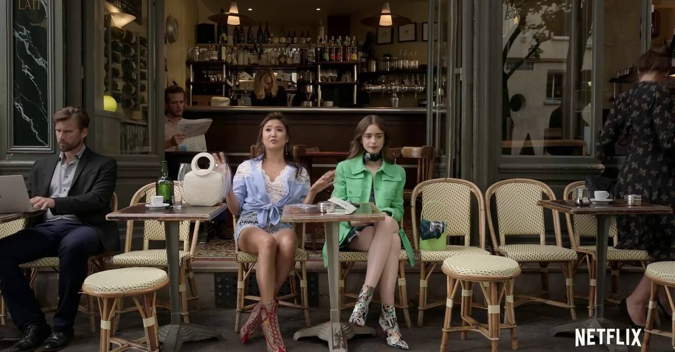 Serien Emily in Paris har fått mycket kritik