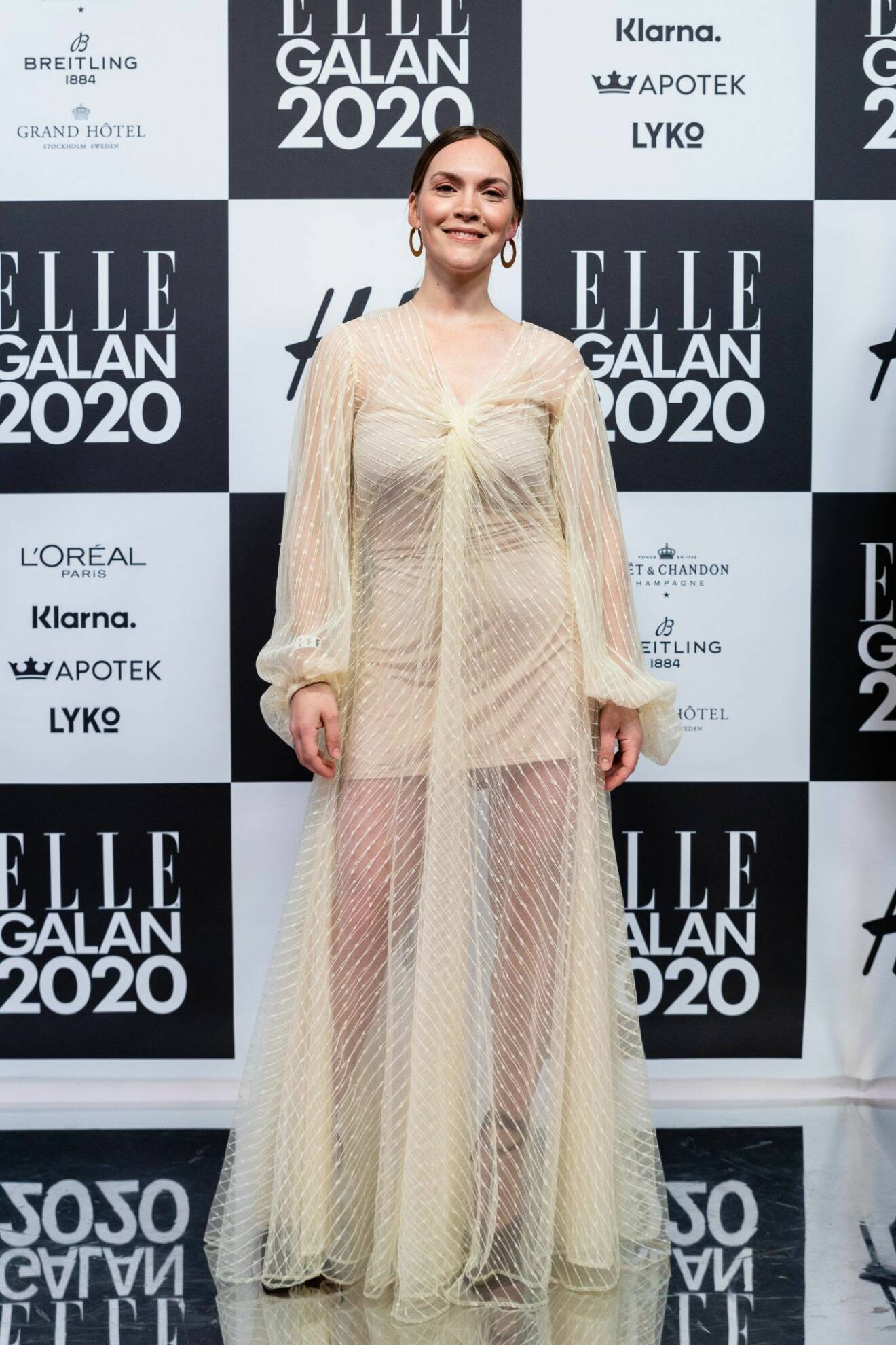 Brita Zackari på röda mattan på elle-galan 2020
