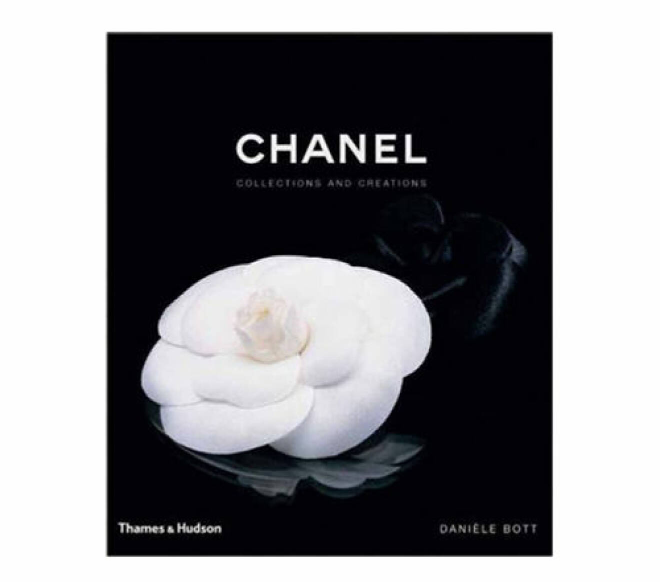 coffee table-bok Chanel