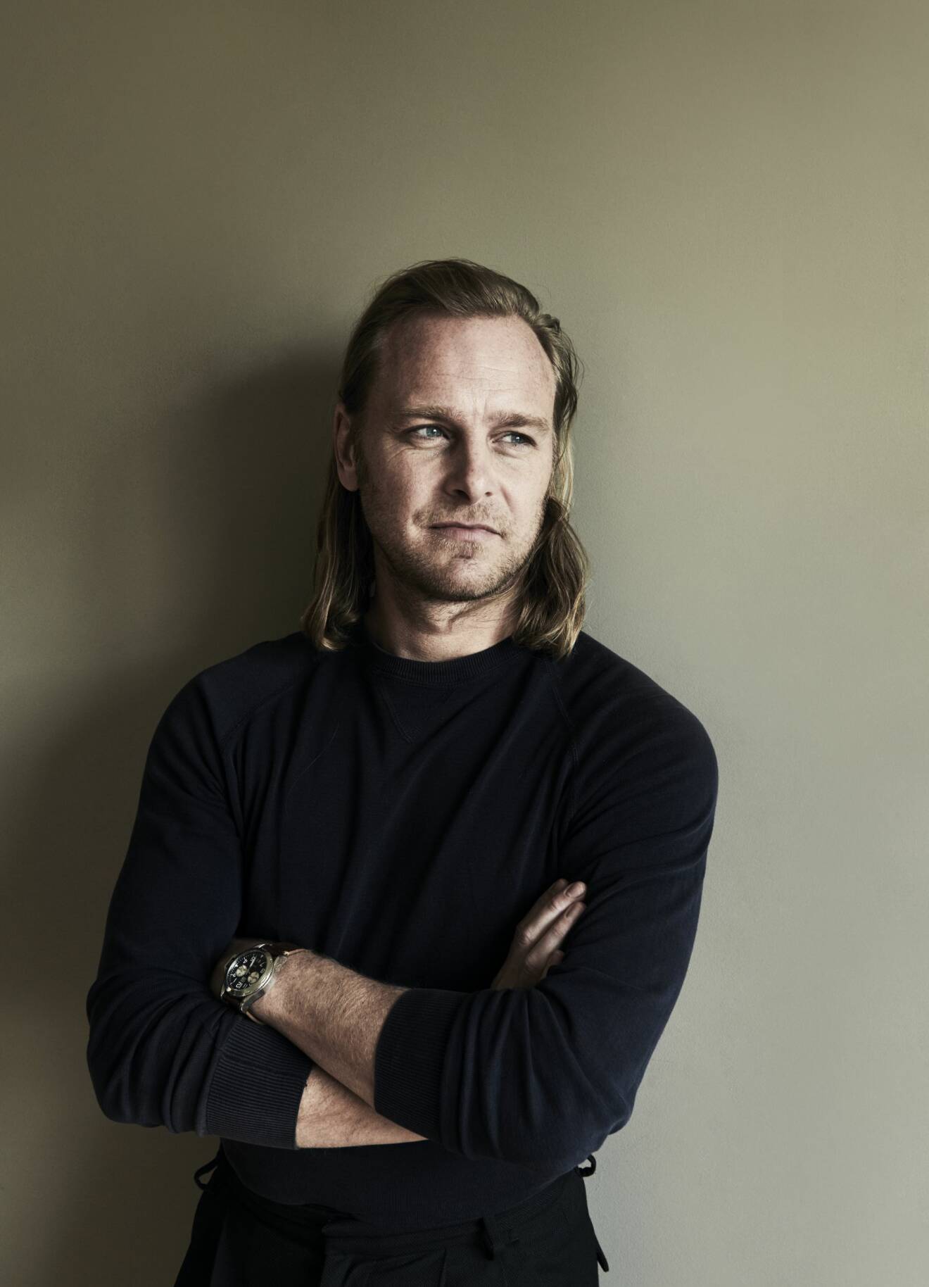 Hemma hos fotografen Kalle Gustafsson portrait