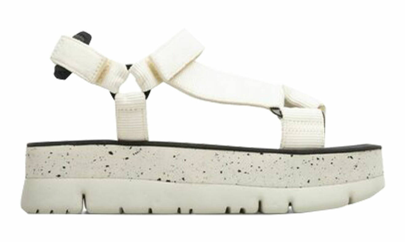 vita sandaler med karborrband