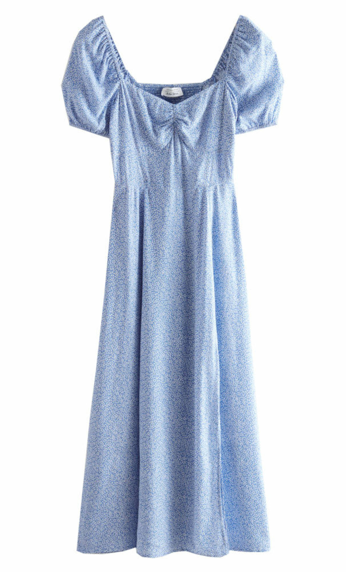 blå blommig klänning