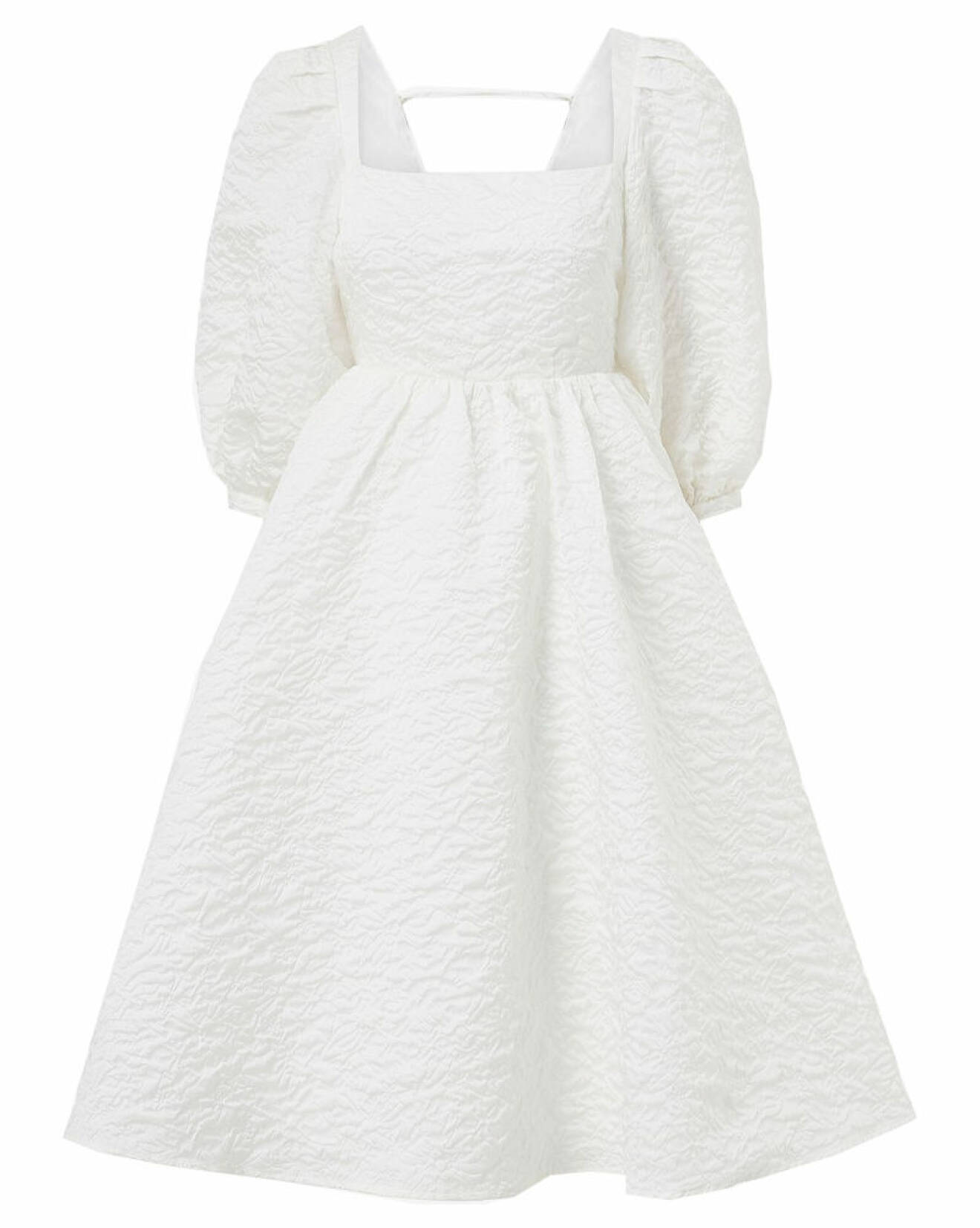 vit cecile bahnsen-inspirerad klänning