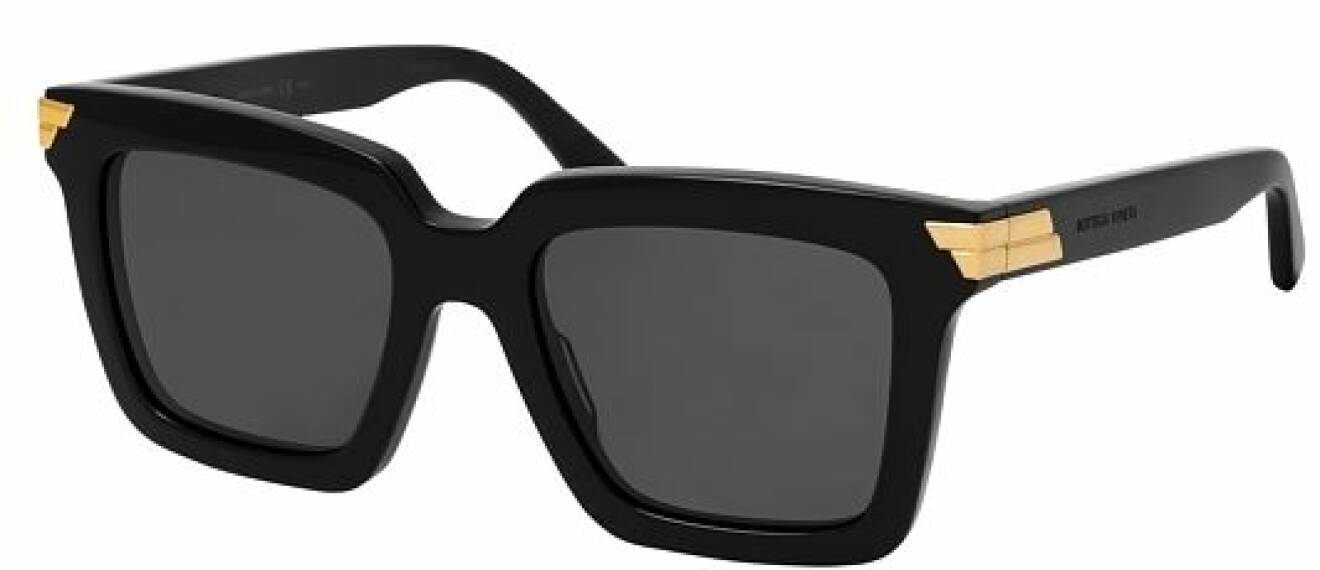 Svarta fyrknatiga solglasögon från Bottega Veneta.