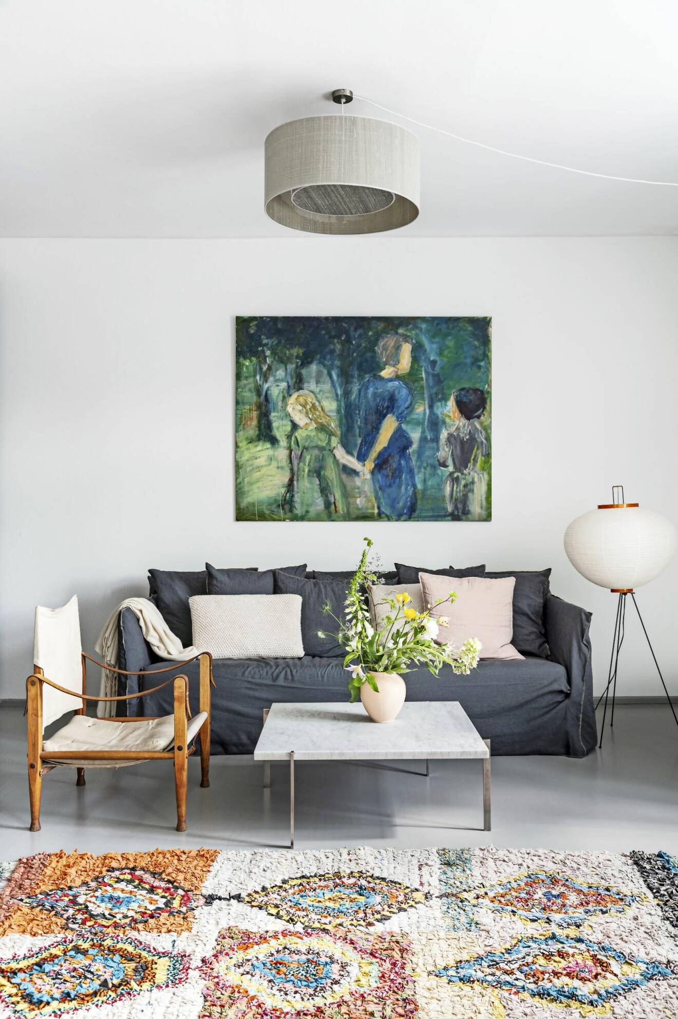 Hemma hos Mai Knauer pasteller och dansk design vardagsrum