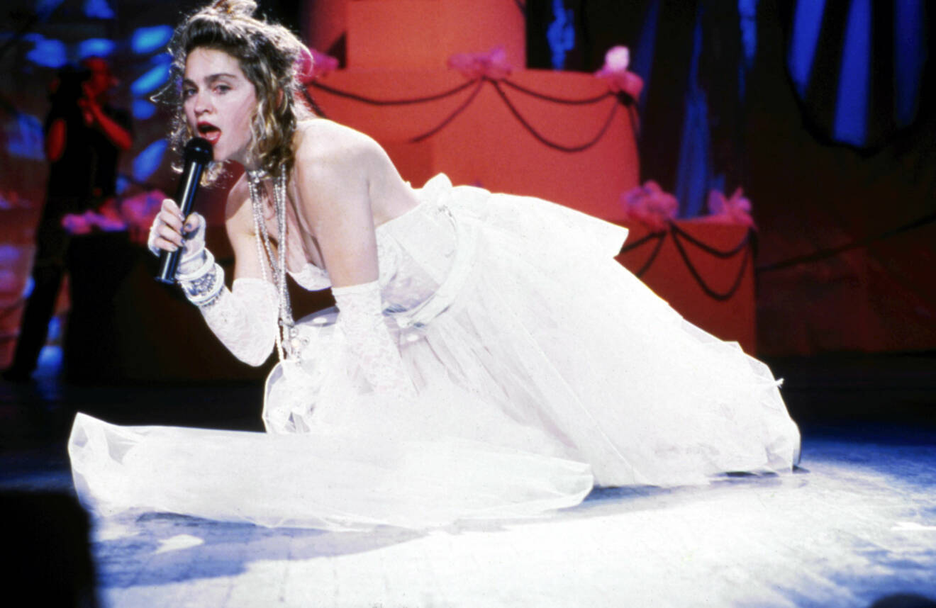 Madonna i klänning på MTV