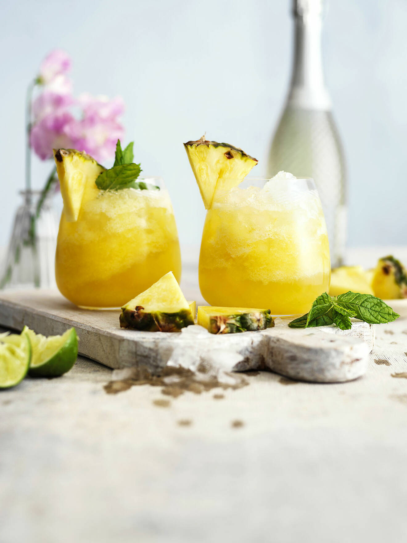 Så enkelt gör du en cocktailslush med ananas
