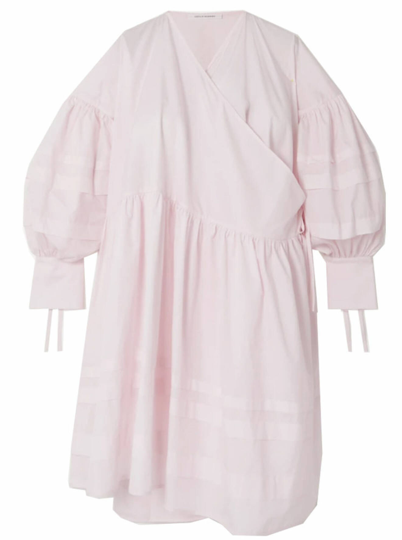 ljusrosa a-linjeformad klänning