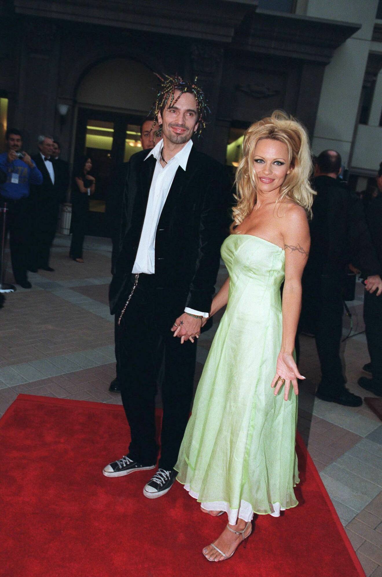 Tommy Lee och Pamela Anderson på Party of the Century and Humanitarian Awards i Los Angeles, 1999.