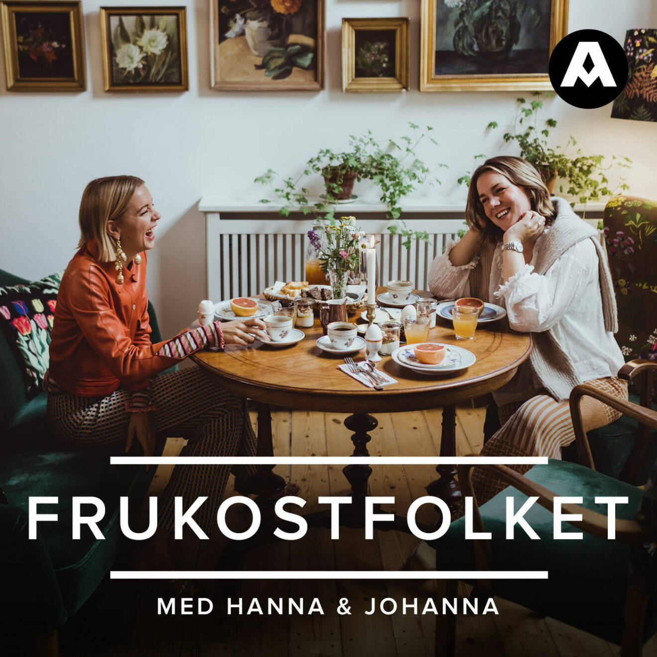 Hanna Stefansson och Johanna Bradford har podcasten Frukostfolket.