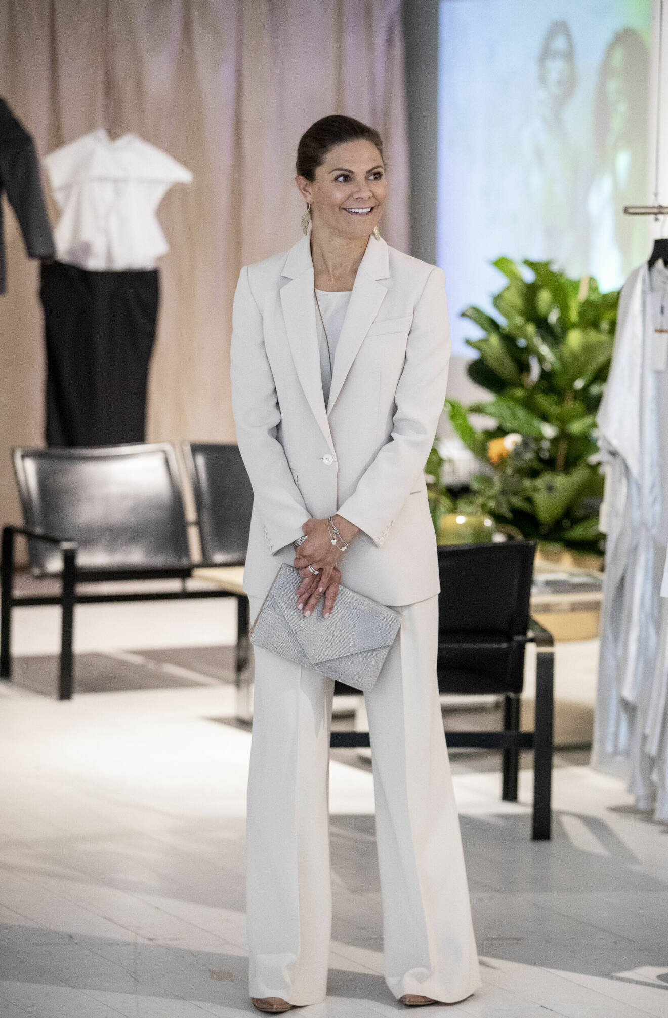 Kronprinsessan Victoria besöker Sustainable Fashion Hub under Stockholm Fashion Week, 2021.