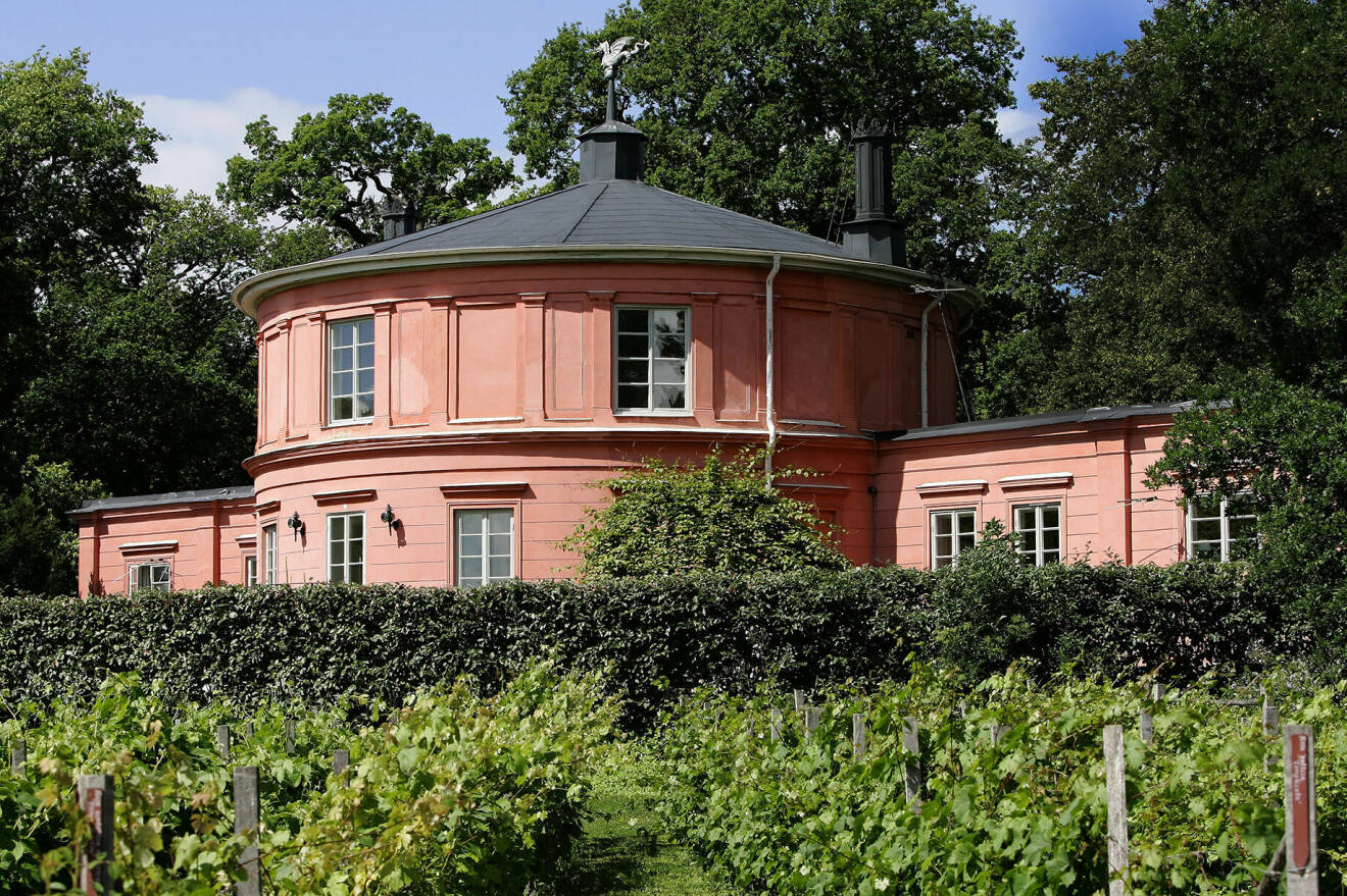 Det gamla lusthuset är en del av Rosendals trädgård.
