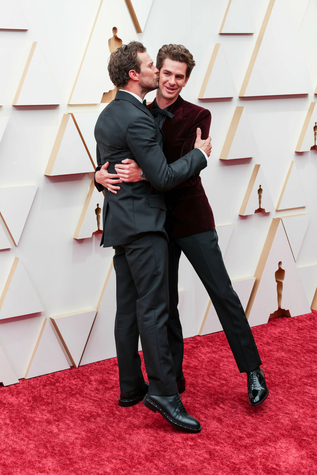 Jamie Dornan och Andrew Garfield på Oscarsgalan 2022