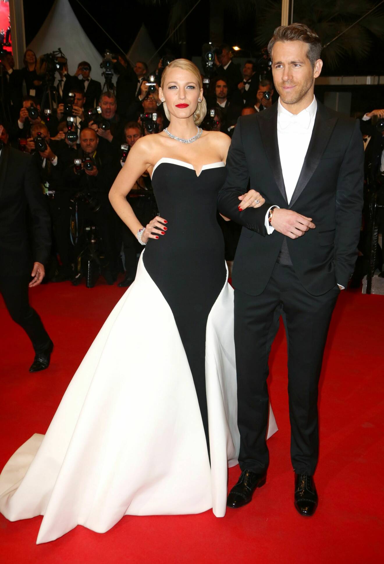 Blake Lively och Ryan Reynolds i Cannes 2014