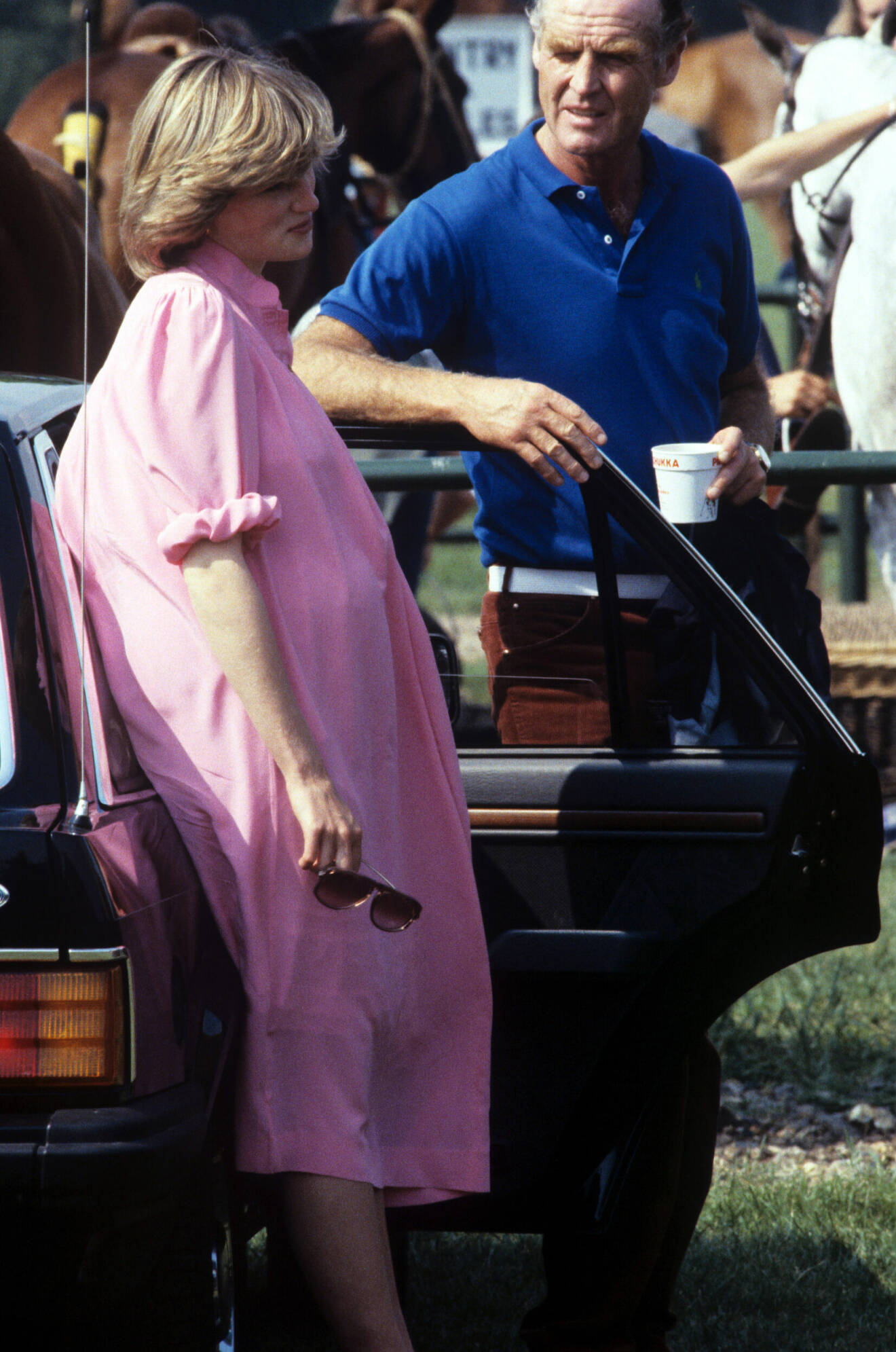 Prinsessan Diana gravid i rosa klänning 1982