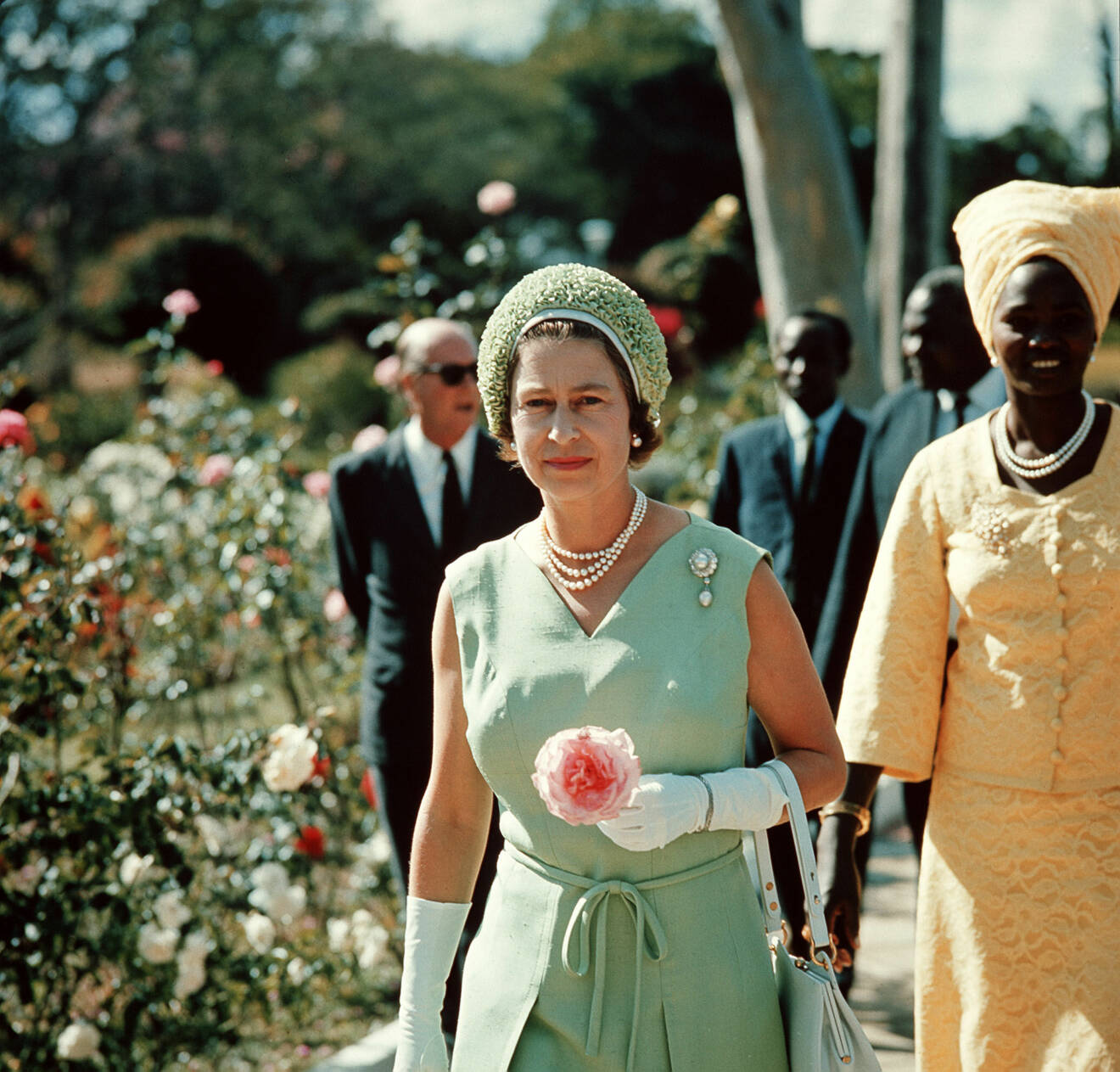 Drottning Elizabeths bästa looks – 1971