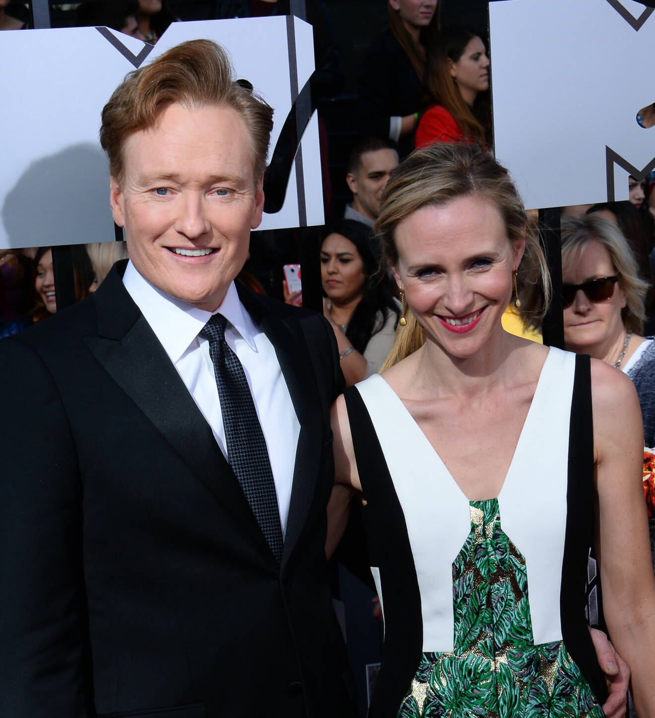 Conan O'Brien och Liza Powel