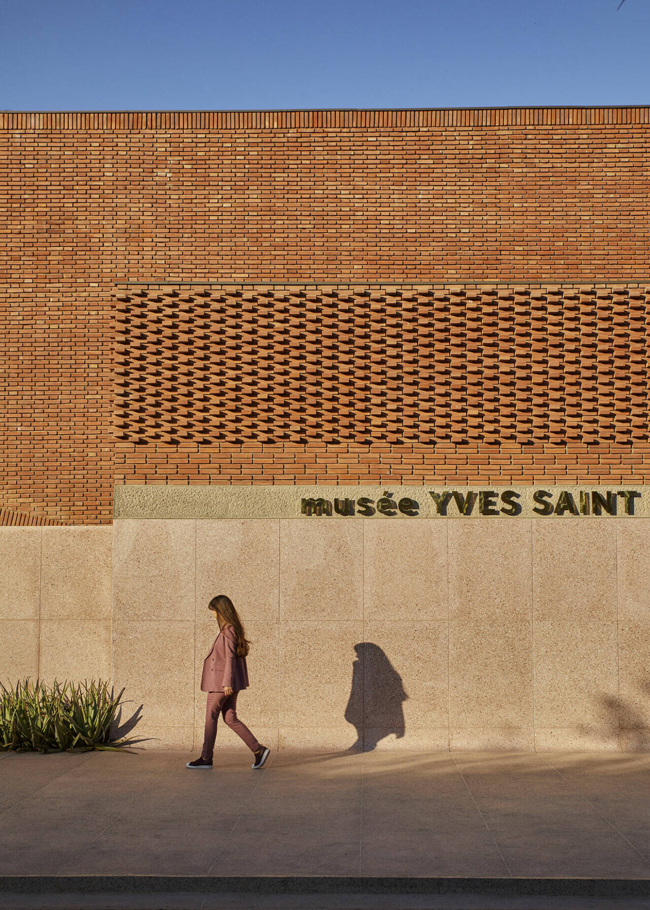 En riktig pärla är museet som hyllar Yves Saint Laurents liv och gärning.