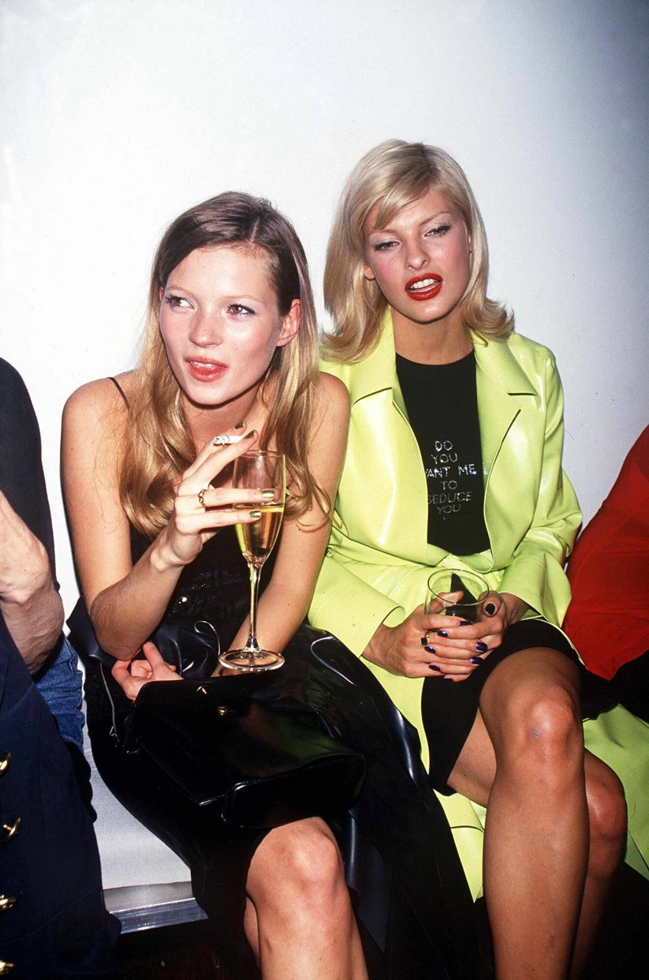 Kate Moss och Linda Evangelista 1994