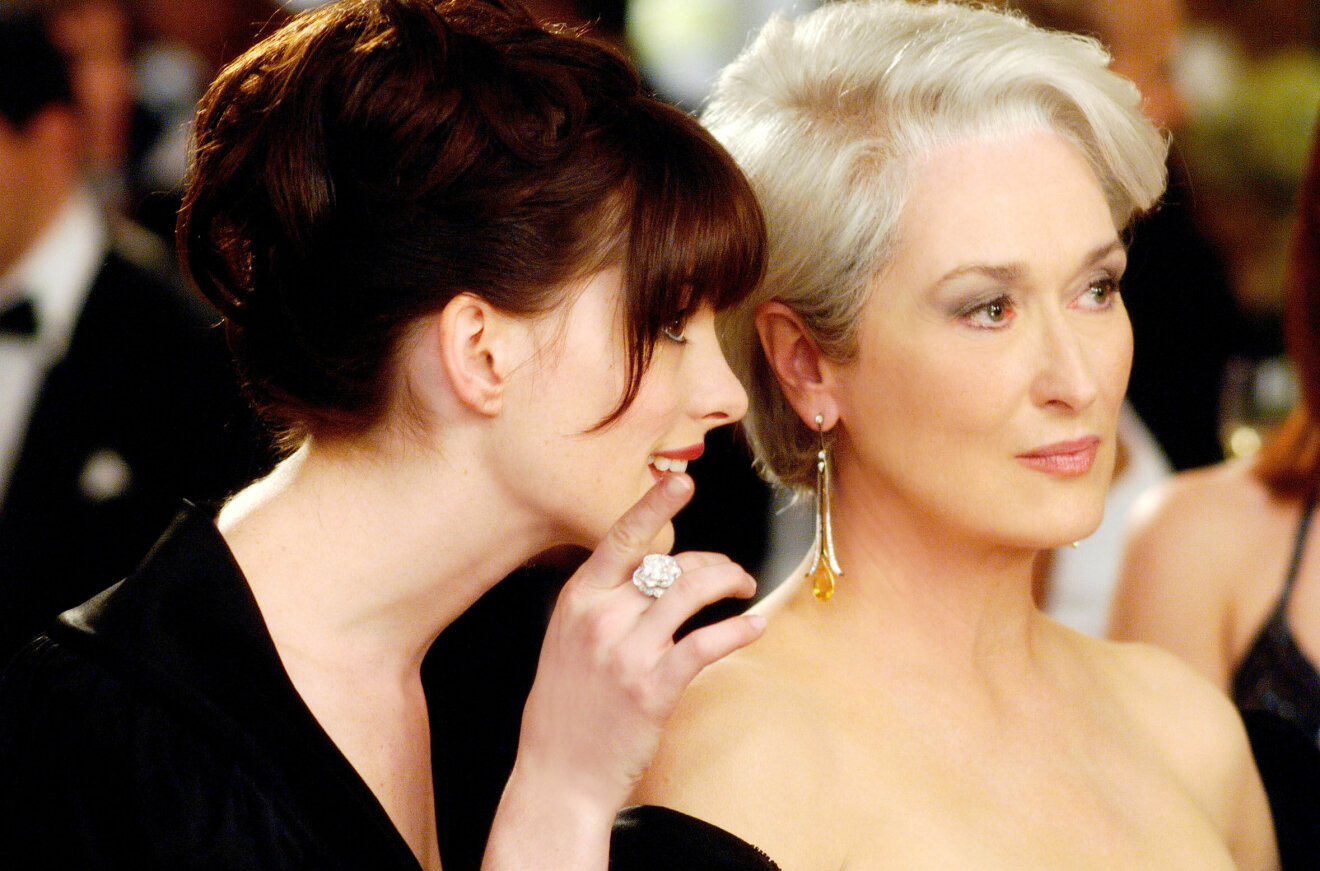 Anne Hathaway och Meryl Streep i bokens filmatisering.