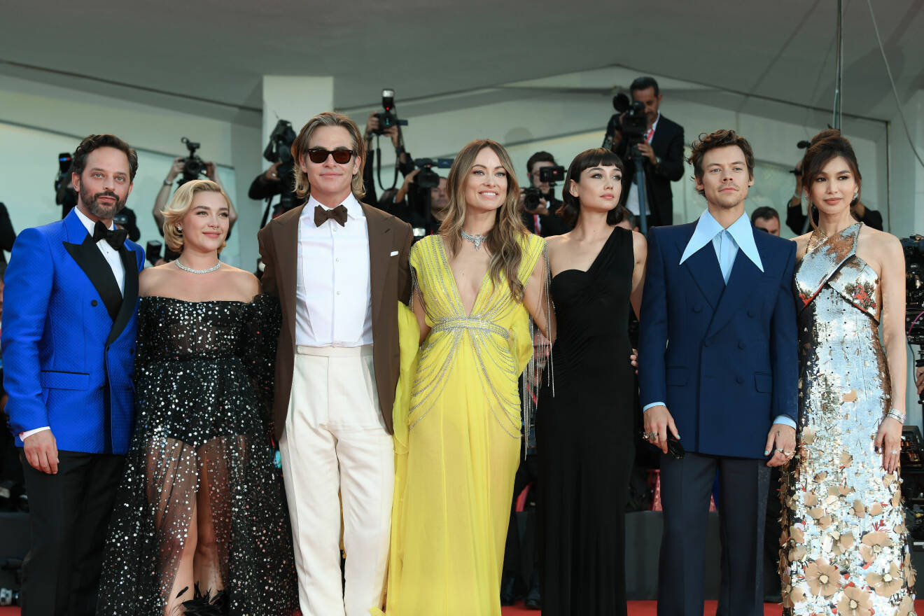 Don't Worry Darlings cast på filmfestivalen i Venedig