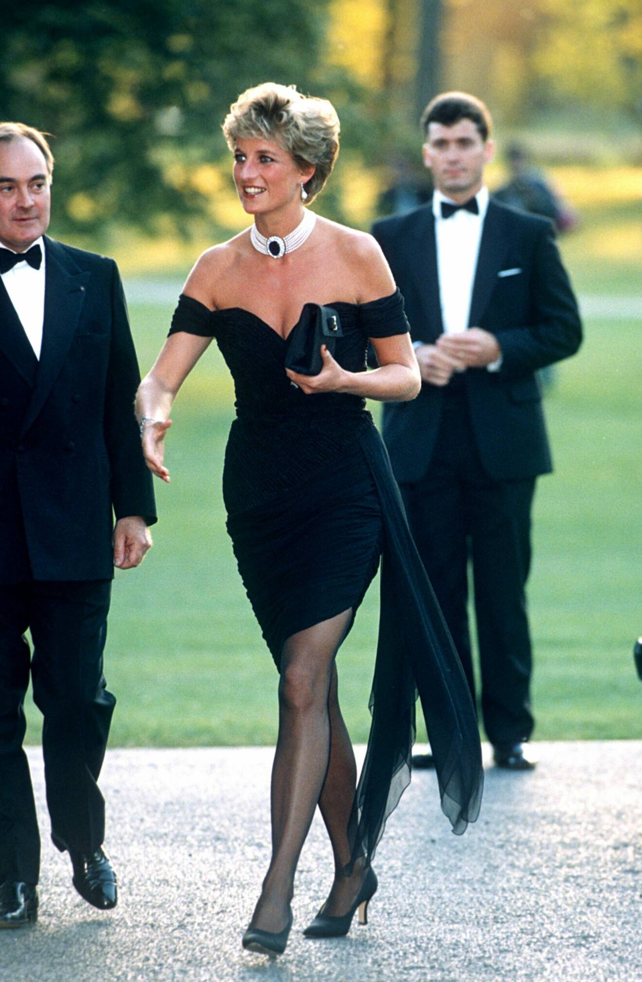 Diana i den svarta klänningen som kom att mynta begreppet "reven dress".