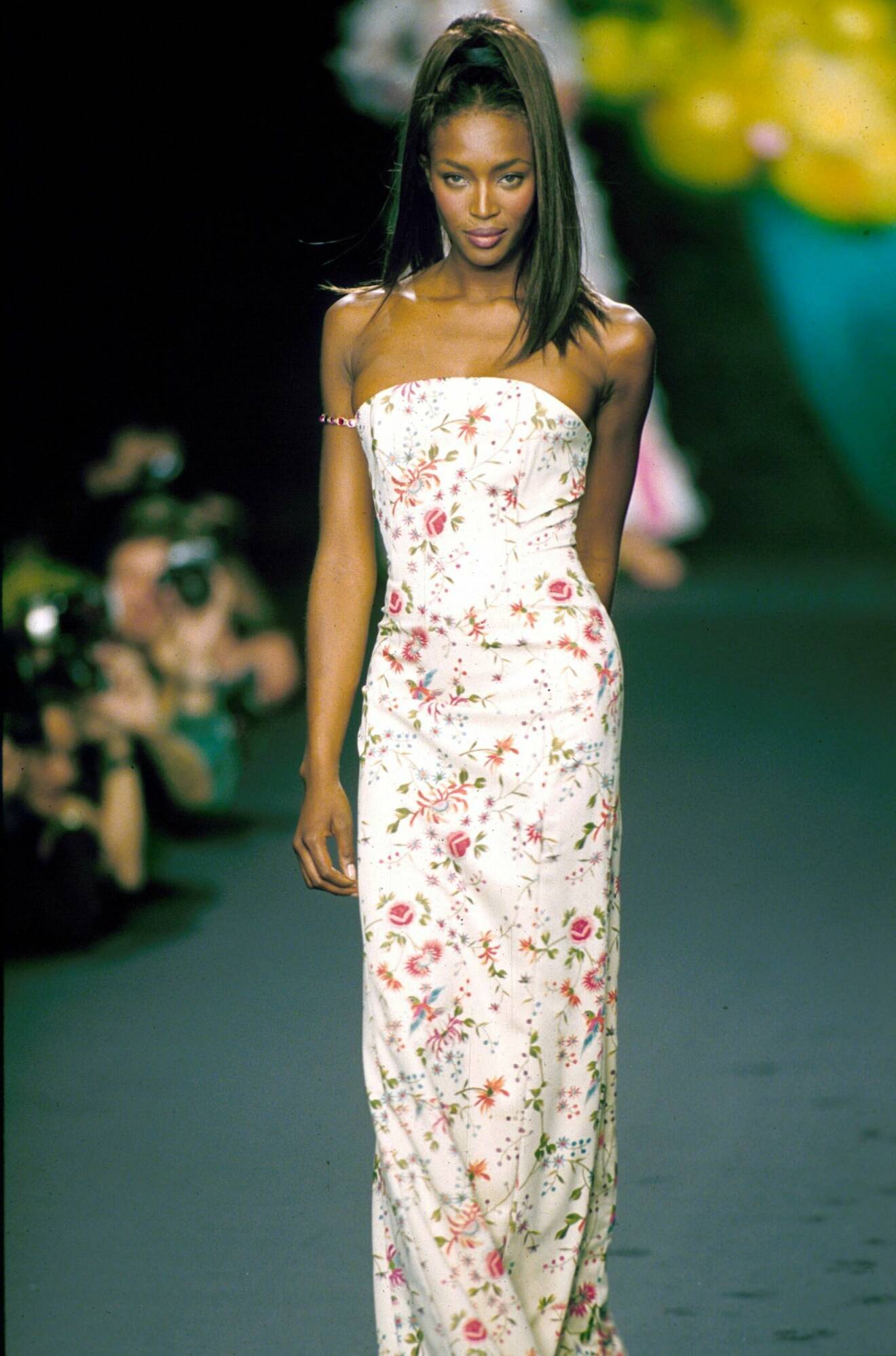 Naomi Campbell för Dolce &amp; Gabbana.