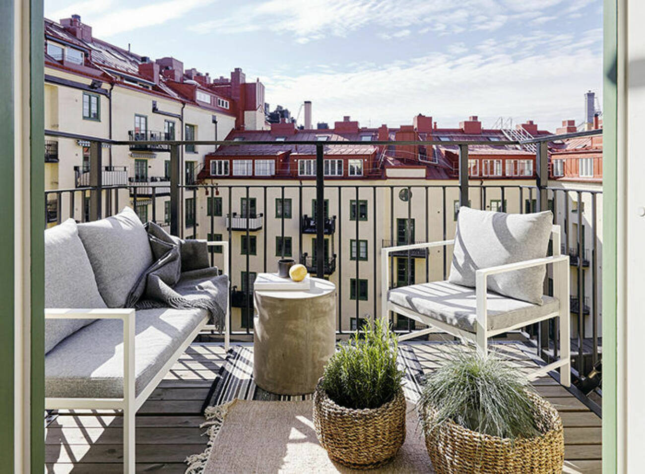 Lyxig skandinavisk balkong i Stockholm 