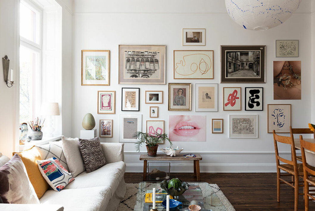 Foto och motiv: <a href="https://www.instagram.com/wallofartcom/?hl=sv" target="_blank" rel="noopener">Wall of Art</a> Inspirerande tavelvägg med motiv från Wall of Art