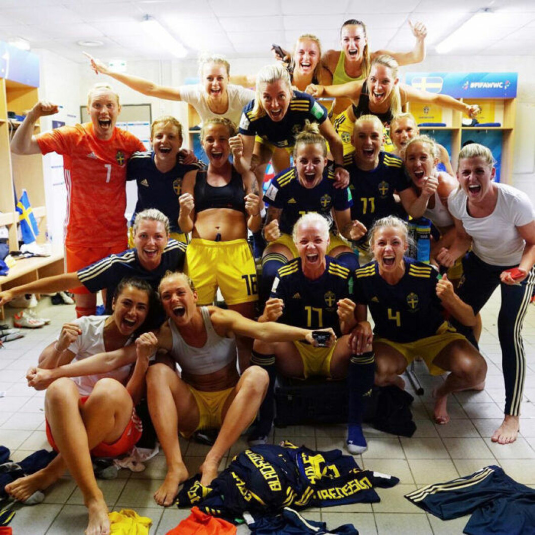 Jubel på Instagram efter segern mot Tyskland i lördags. Foto: @swewnt Svenska fotbollslandslagets Instagrambild efter segern mot Tyskland.