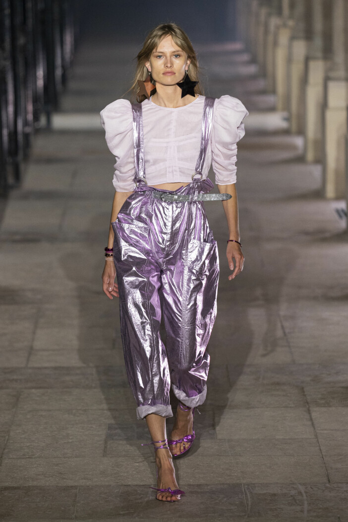 Isabel Marant. Isabel Marant vårmode 2021 metallicbyxor