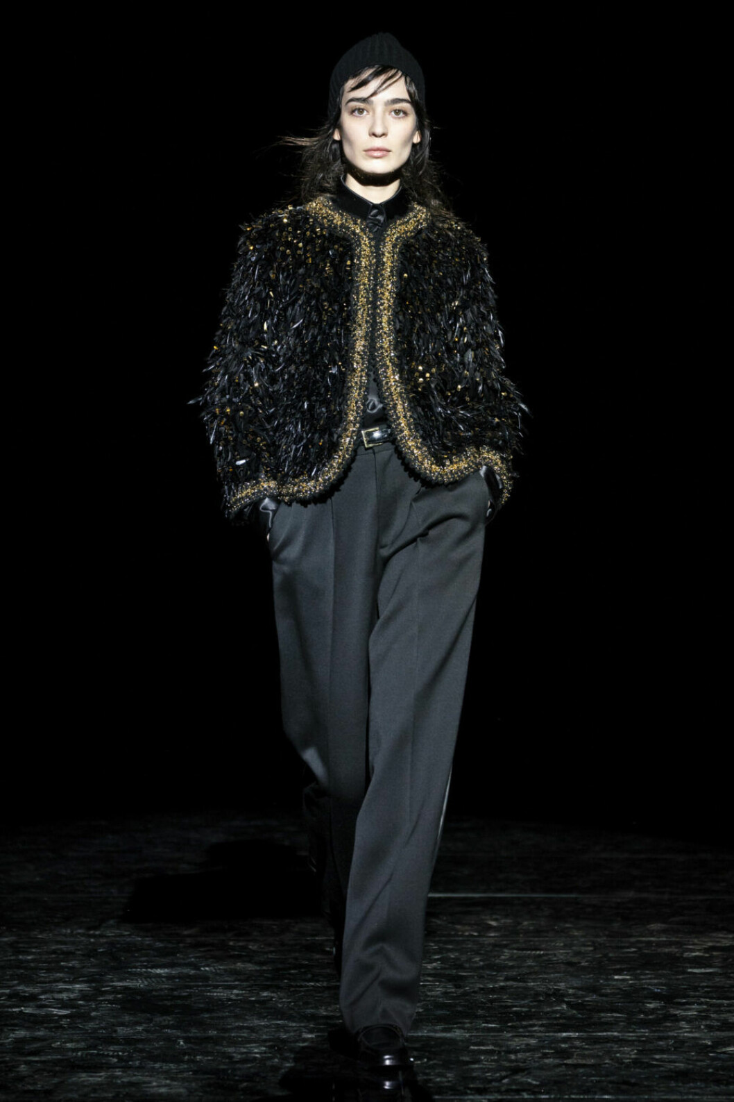 NYFW Marc Jacobs, glittrig jacka med guld detalj
