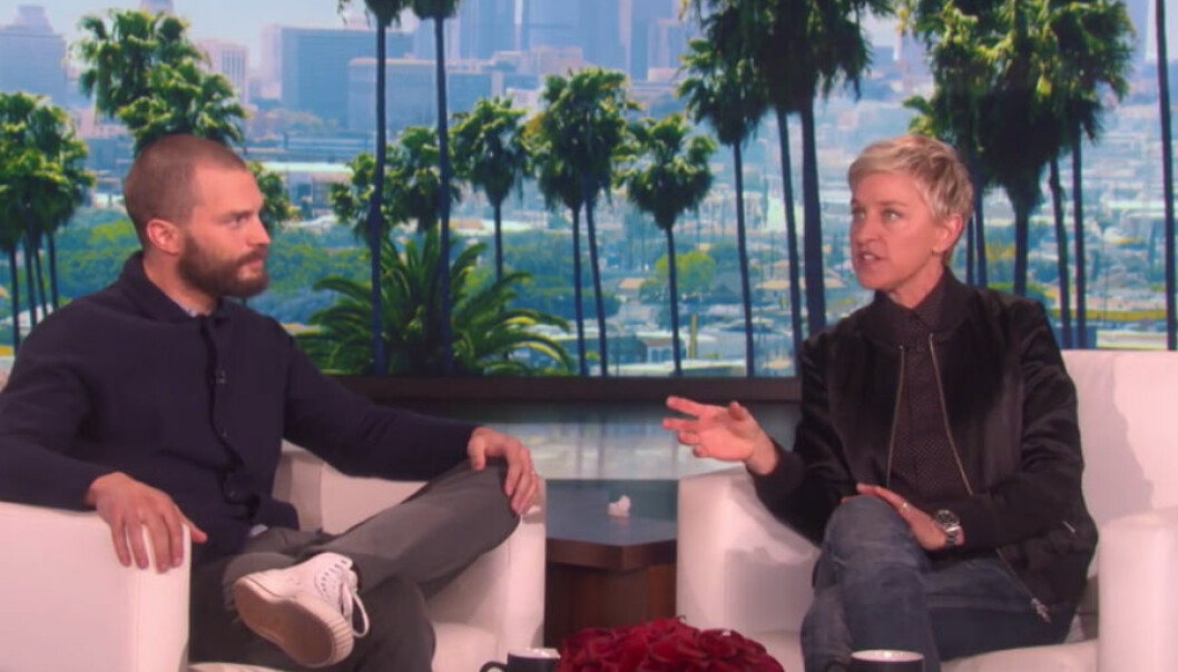Christian Grey får smaka på sin egen medicin när Ellen DeGeneres tar kontrollen