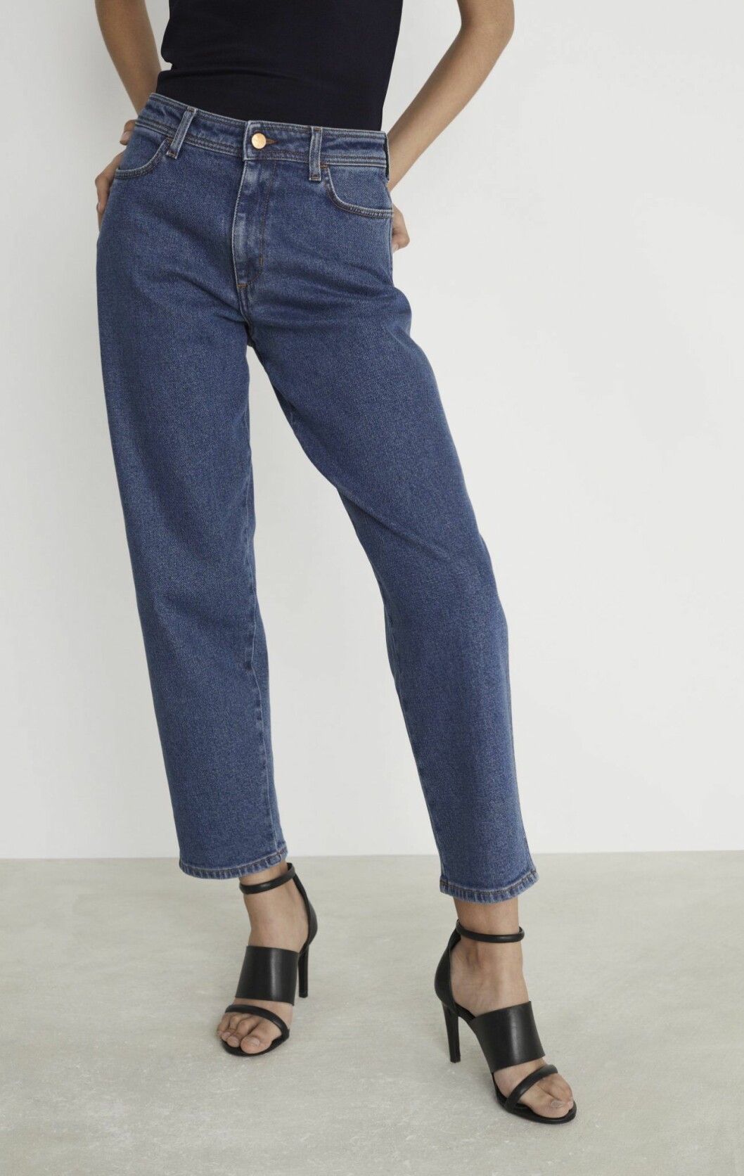 Jeans i rak modell från Rodebjer