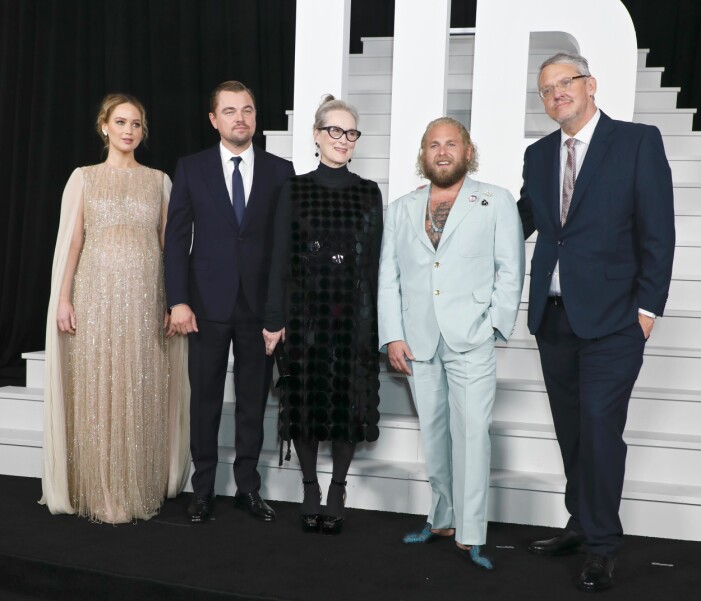 Jennifer Lawrence med några av motspelarna i Netflix-filmen – Leonardo DiCaprio, Meryl Streep, Jonah Hill och Adam McKay. Jennifer Lawrence och resten av casten av Dont look up