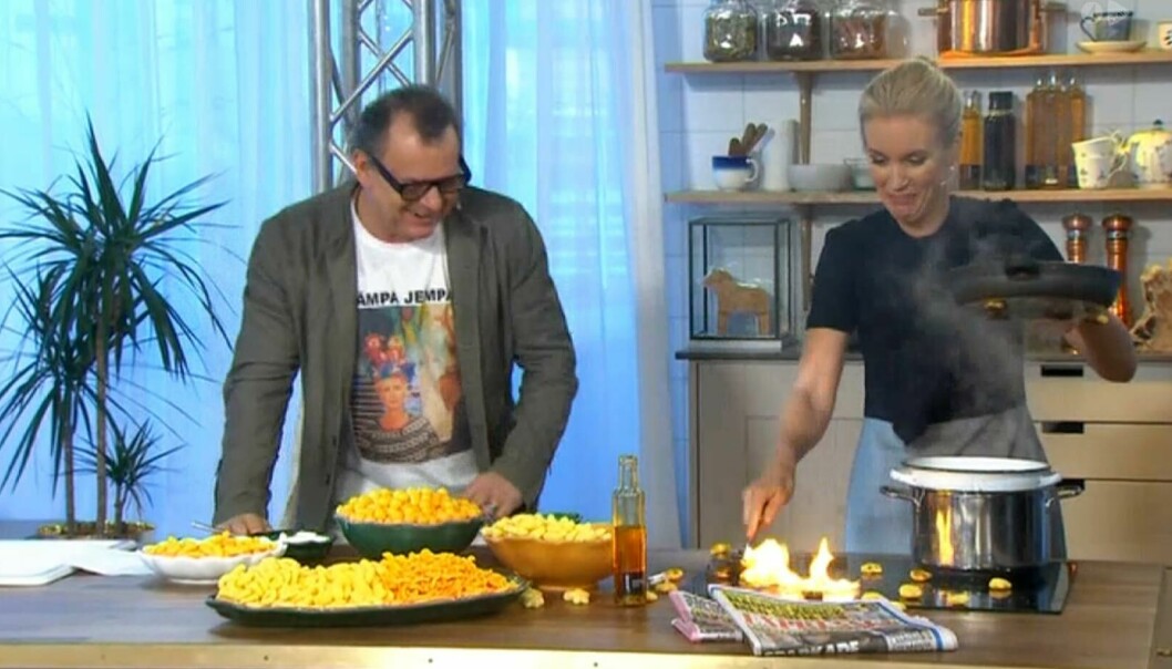 Never forget ett av de starkaste ögonblicken i Nymo när Jenny Strömstedts ostbågsfail blev en världsnyhet <3 Eldar ostbågar i Nymo