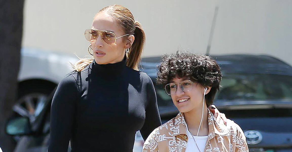 Jennifer Lopez dotter Emme uppmärksammas för klädvalet under bröllopet