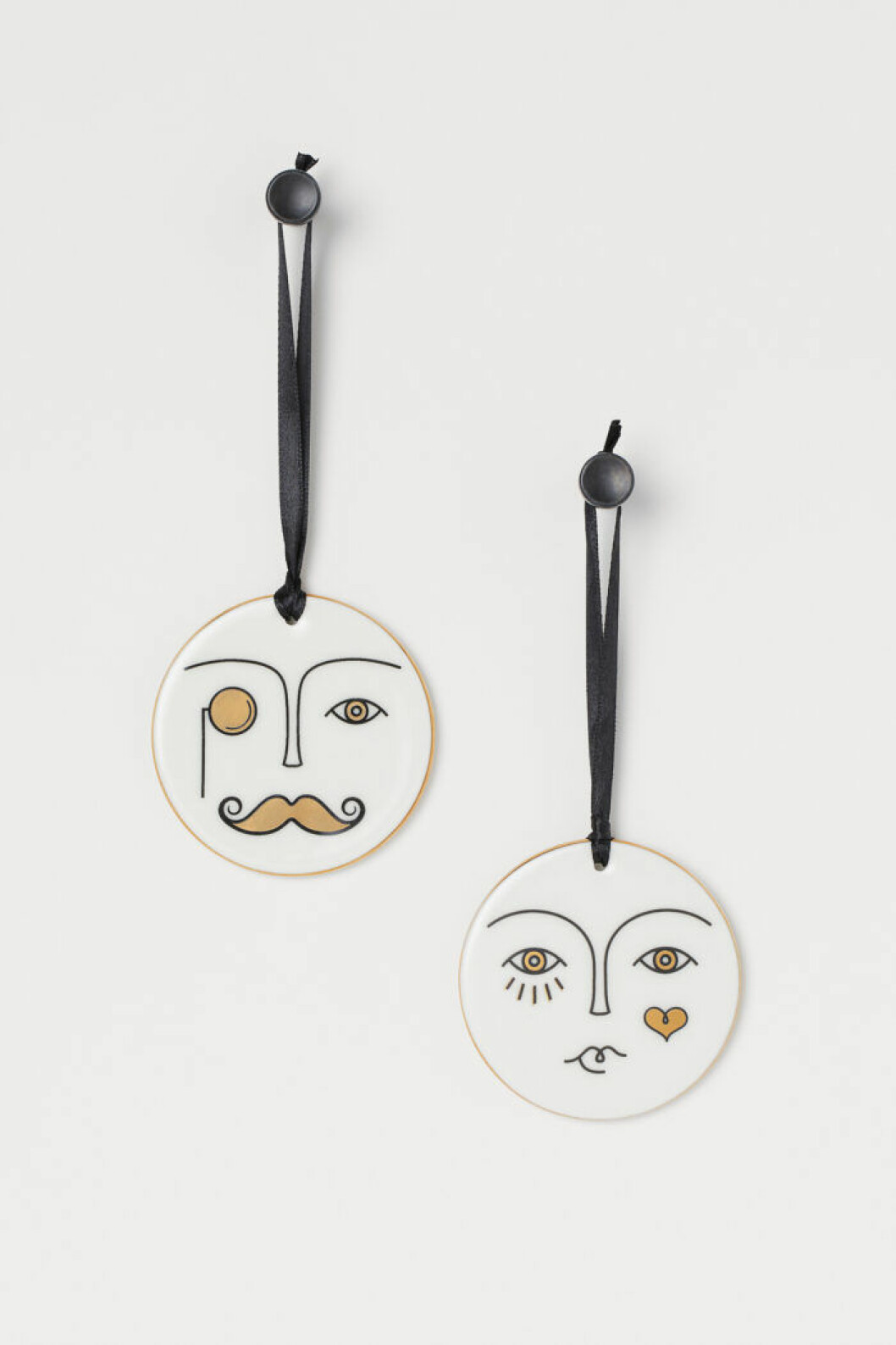 Inredningsdetaljer med ansikten från Jonathan Adler x H&M