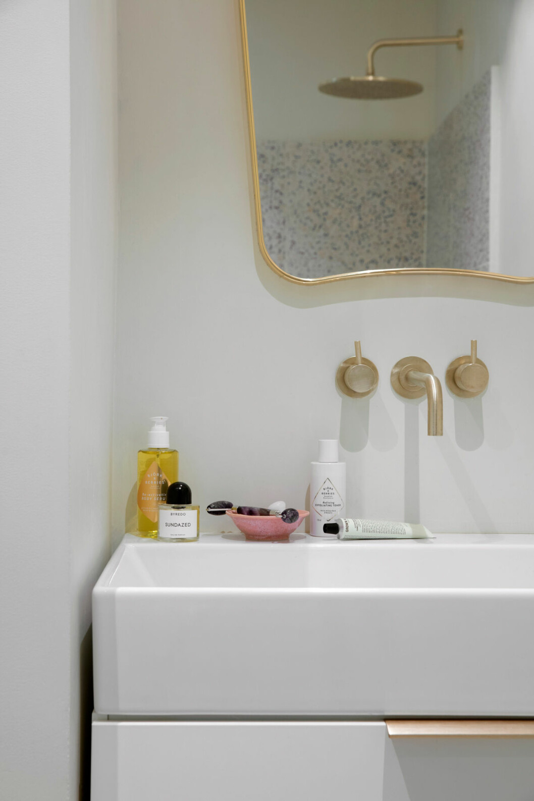 Hemma hos Josephine badrum Elle decoration
