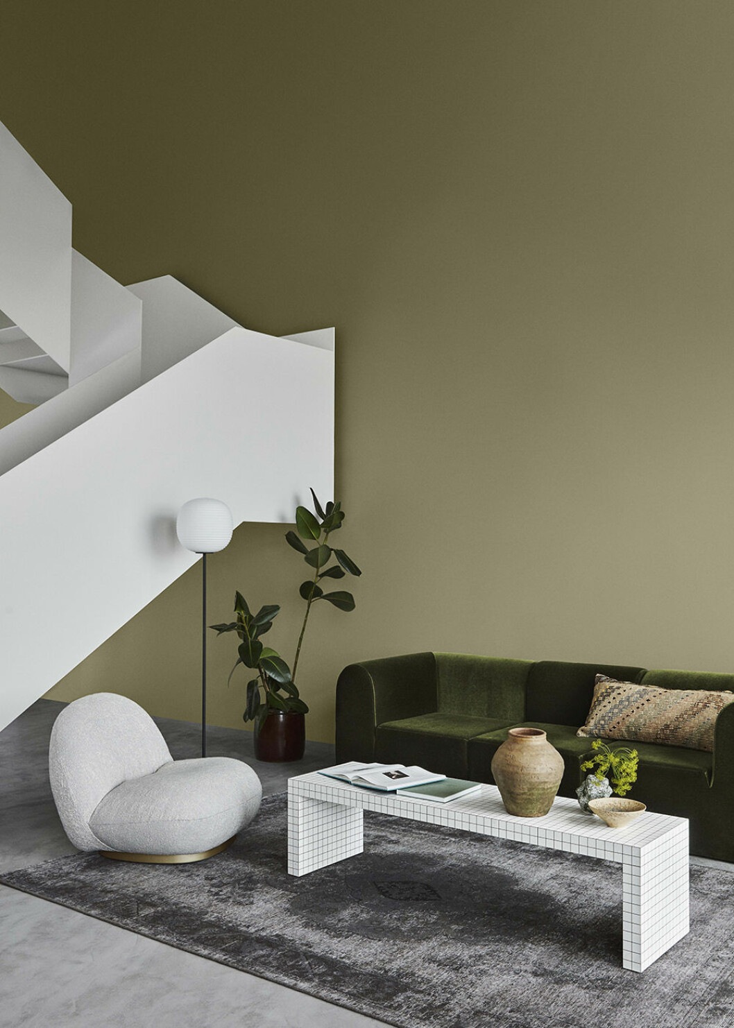 <em>Local Green</em> är en ombonad grön färg. Foto: Line T. Klein Styling: Kråkvik & D’Orazio för Jotun Local Green är en av de trendiga gröna färgerna 2020