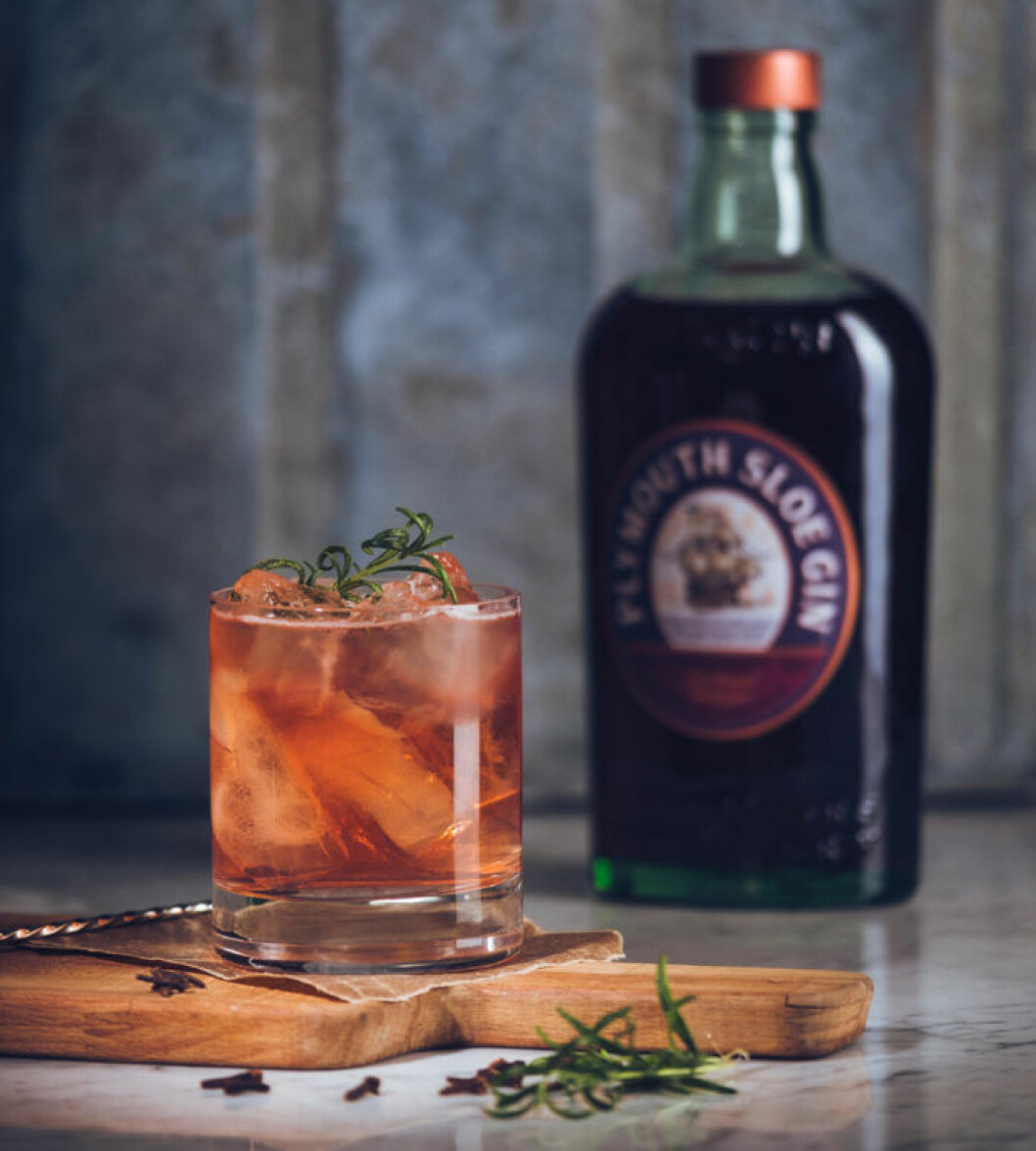Sloe Gin & Tonic. Sloe Gin & Tonic.