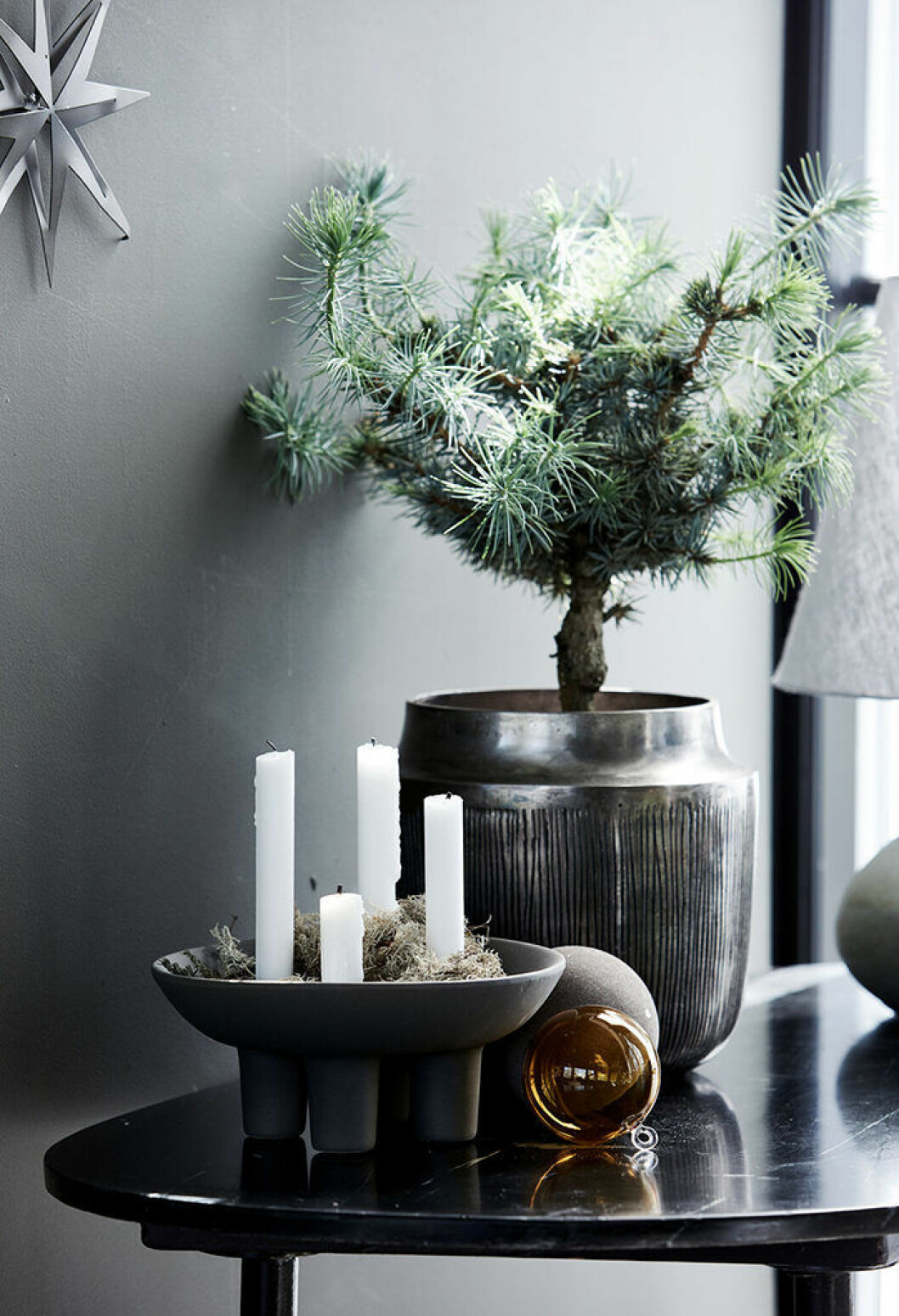 Foto: House Doctor Julgranskulor i tonat glas hos House Doctor