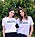 Kaia Gerber och Cindy Crawford i likadana tröjor med Mom genes i print