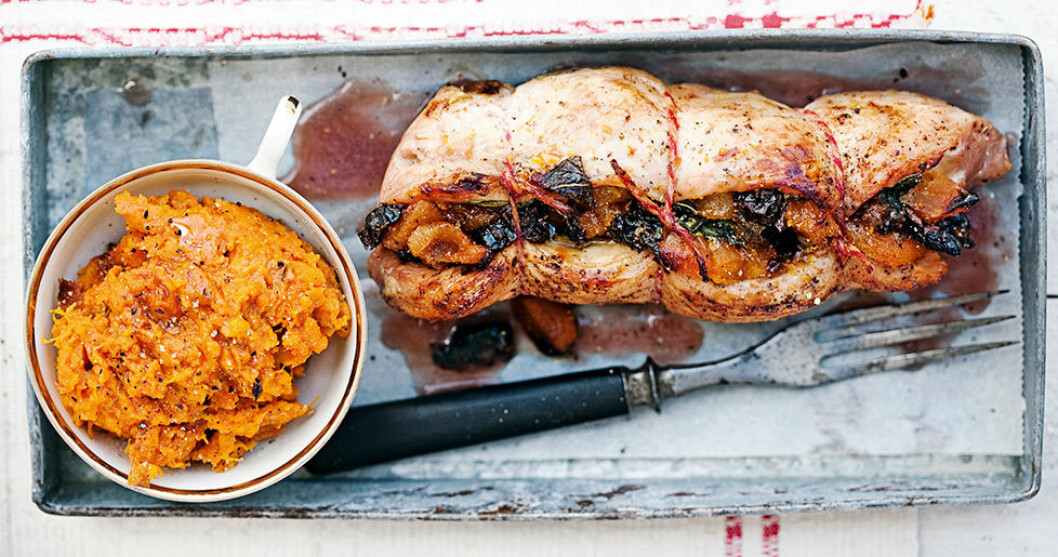 Plommongrillat kalkonbröst med sötpotatispuré.