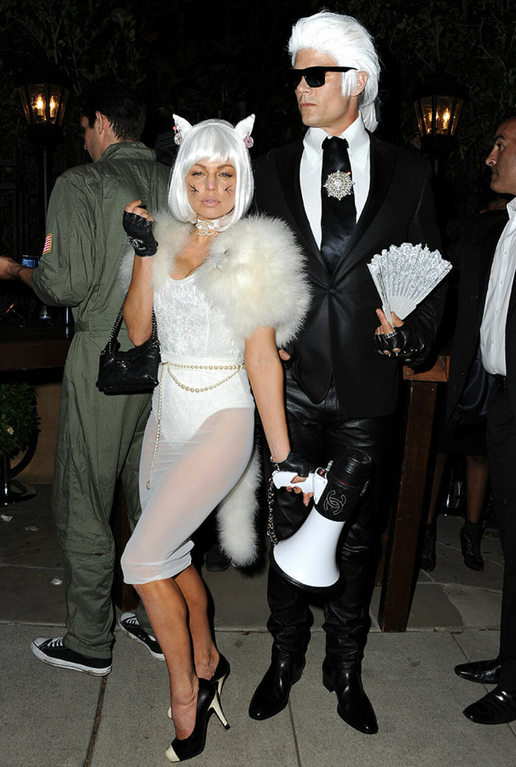 Karl Lagerfeld och hans katt Choupette