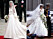 Kate Middleton bar en bröllopsklänning från Sarah Burton/Alexander McQueen och prinsessan Dianas bröllopsklänning designades av Elizabeth Emanuel