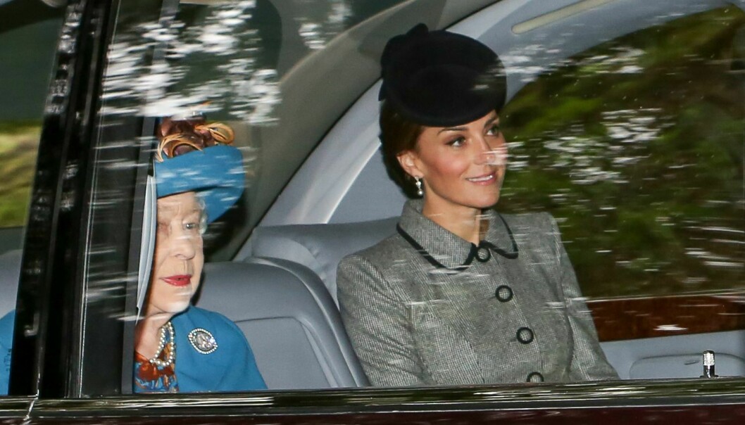 Kate Middleton bär drottning Elizabeths smycken